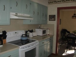 Fully equipped kitchen